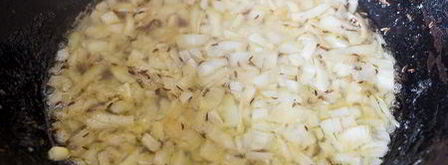 нежные тефтели в грибном соусе. Шаг 8