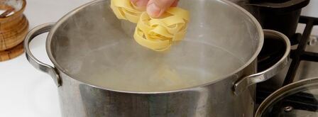 паста феттуччине с нежными итальянскими тефтельками. Шаг 13