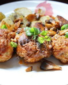 Рыбные тефтели с грибным соусом