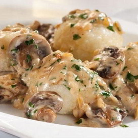 Рецепт тефтелей из картофеля под грибным соусом