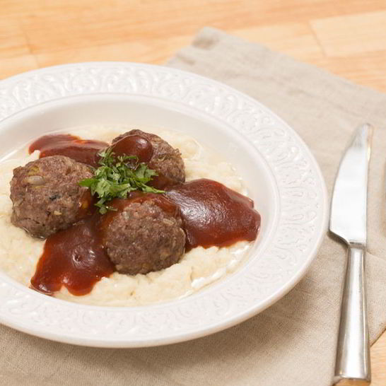 Рецепт тефтелей из утки с пюре из корня сельдерея и яблочным соусом