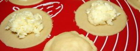 квари — вареники с сулугуни. Шаг 12