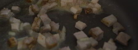 ленивые картофельные вареники с соусом из шампиньонов. Шаг 4