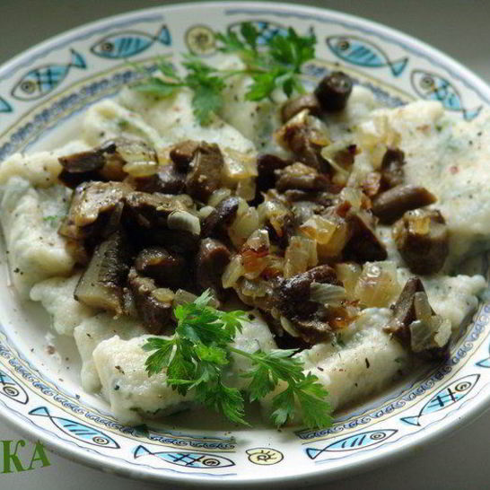 Рецепт ленивых вареников с заправкой из грибов