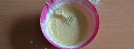 вареники с клубникой на кефире. Шаг 6