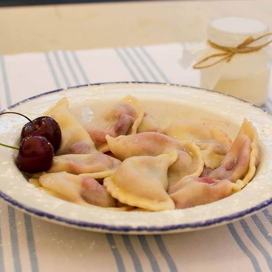 Рецепт вареников с вишней по-одесски