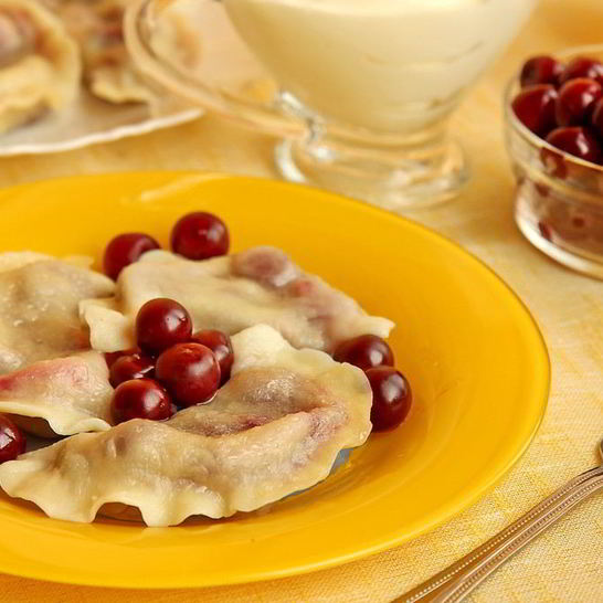 Рецепт вареников с вишней