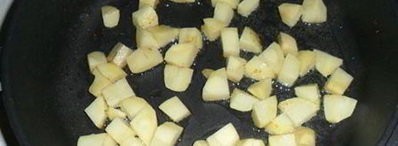 жаркое из курицы с грибами и картофелем в горшочках. Шаг 6