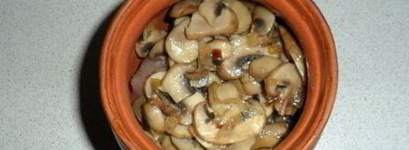 жаркое из курицы с грибами и картофелем в горшочках. Шаг 9