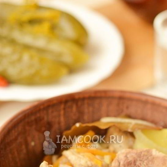 Рецепт жаркого в горшочках в духовке