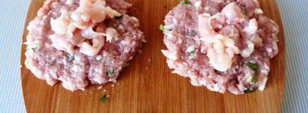 мясные зразы с начинкой из курицы. Шаг 9