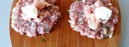 мясные зразы с начинкой из курицы. Шаг 10