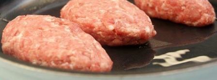 мясные зразы с яйцом и луком. Шаг 8