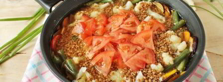 гречка с овощами на сковороде. Шаг 11