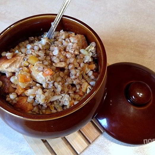 Гречка в горшочке с мясом