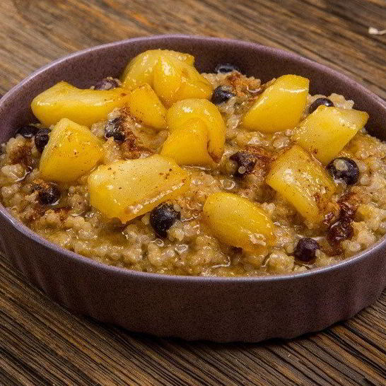 Рецепт каши из киноа с соте из груш