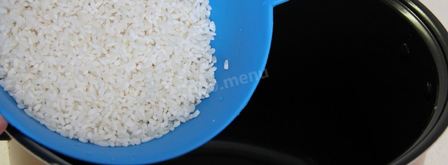 каша рисовая молочная в мультиварке. Шаг 3