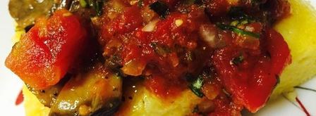 полента под соусом из грибов и томатов. Шаг 16