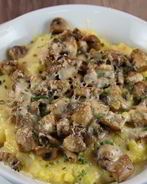 Запеченная полента с грибами