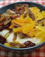 Манная каша с фруктами