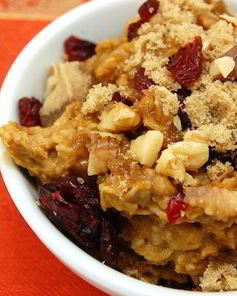 Тыквенная овсяная каша с вяленой клюквой