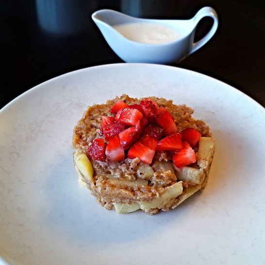 Рецепт запеченой овсянки с фруктами и орехами