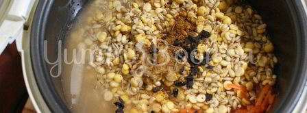каша крестьянская в мультиварке. Шаг 4