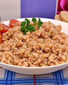 Каша перловая с куриным фаршем