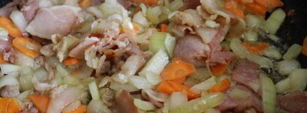 перловая каша с беконом и зеленым горошком. Шаг 6