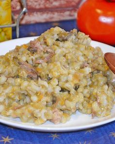 Перловая каша с говяжьей тушенкой в мультиварке