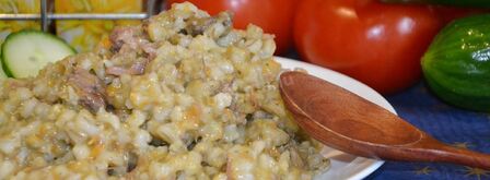 перловая каша с говяжьей тушенкой в мультиварке. Шаг 10