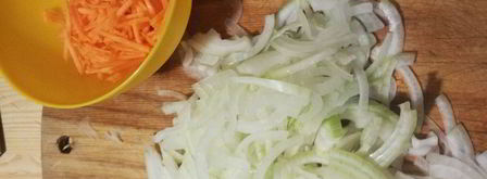 перловая каша с тушеной говядиной и конкассе из томатов. Шаг 4