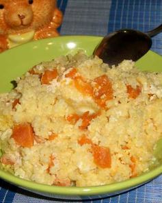 Молочная пшенная каша с курагой