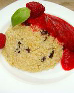 Пшенная каша с малиной