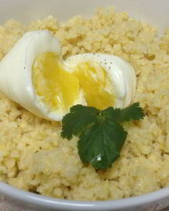 Пшенная каша с яйцом-пашот