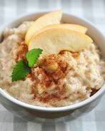 Рисовая каша с яблоками