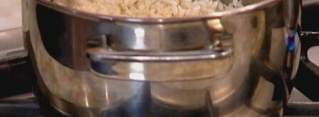 шоколадная рисовая каша с изюмом и орехами. Шаг 4