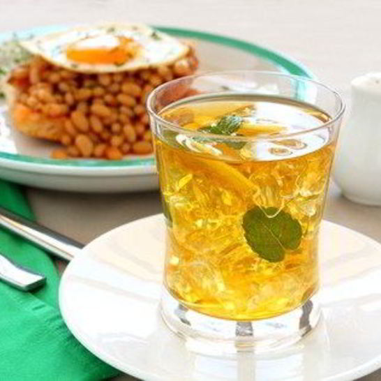 Рецепт холодного зеленого чая с лимоном и мятой