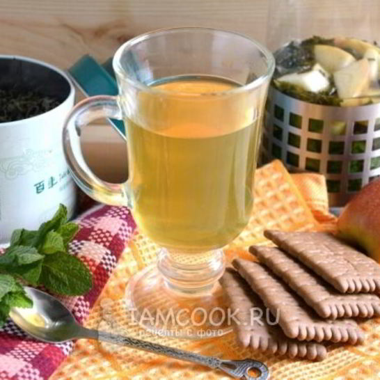 Рецепт зеленого чая с яблоком, мятой и ромашкой