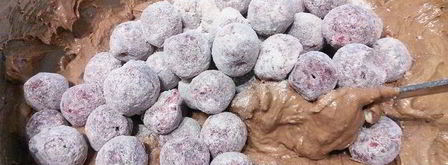 шоколадный гугельхупф с вишней на глинтвейне. Шаг 11