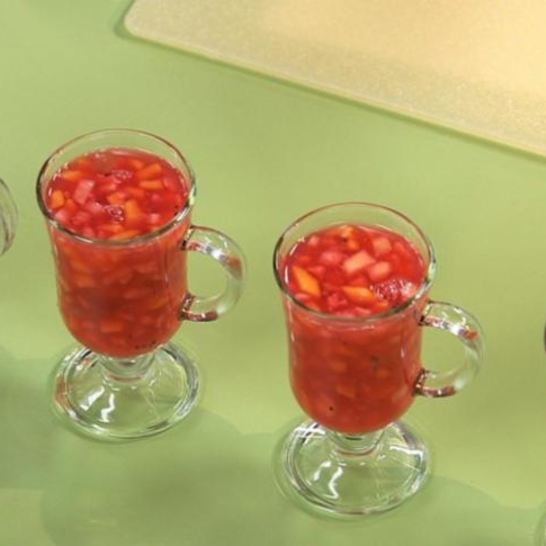 Рецепт киселя из клюквы с тропическими фруктами