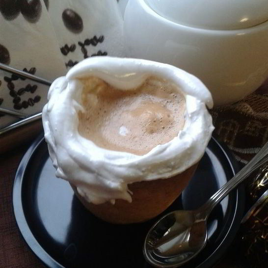 Рецепт имбирного кофе в съедобной кружке