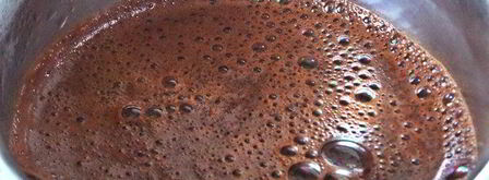 кофе с молоком и яичным ликером. Шаг 4