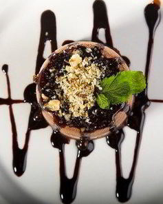 Шоколадные корзиночки с кофе и орехами