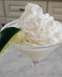 Алкогольный коктейль со сливками