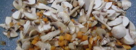 грибное соте с вином и горгонзолой. Шаг 3