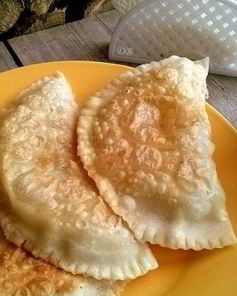 Чебуреки из заварного теста с водкой