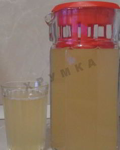 Имбирный лимонад с яблоками и лимонами