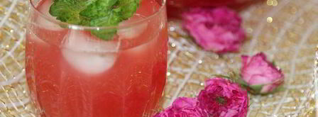 легкий освежающий лимонад из чайной розы и мяты. Шаг 6