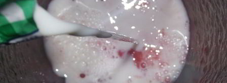 бананово-клубничный молочный коктейль. Шаг 4